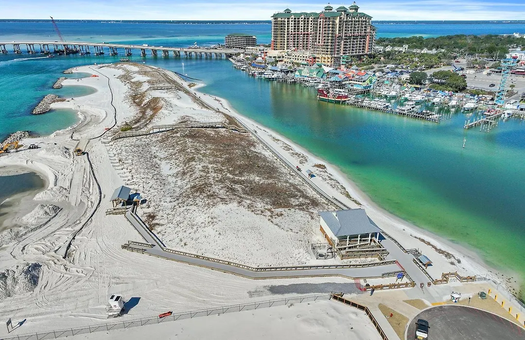 Ocean 214 At The Islander-1